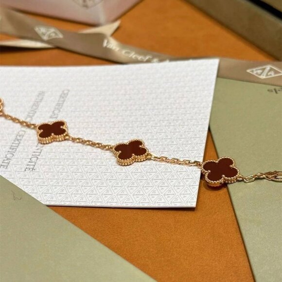 Van Cleef & Arpels 18k gold, red bracelet - Picture 2 of 6